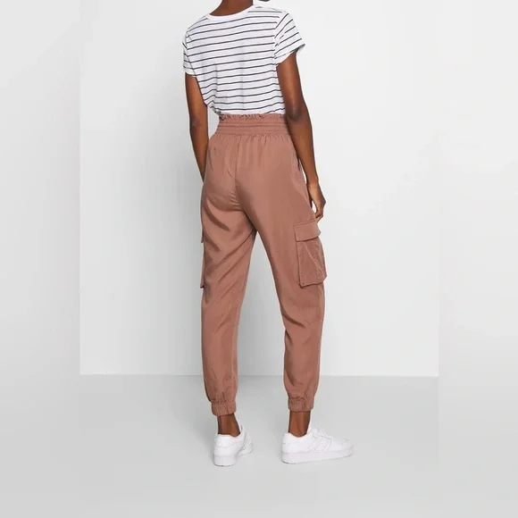 Abercrombie and Fitch Cargo Jogger Pull On Pants High Rise Brown Size XL - Picture 2 of 9